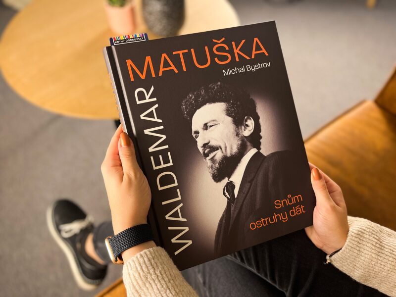 knihy_dobrovsky_matuska